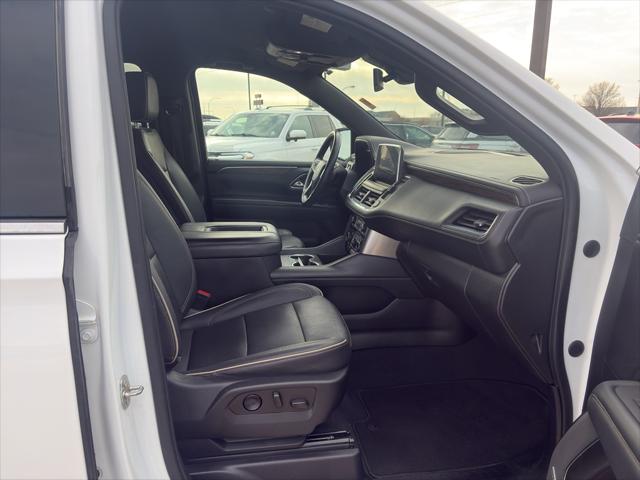 2022 Chevrolet Suburban 4WD Premier