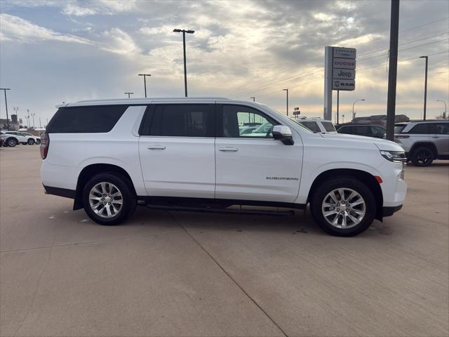 2022 Chevrolet Suburban 4WD Premier
