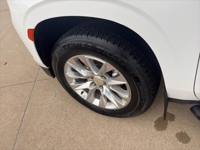 2022 Chevrolet Suburban 4WD Premier