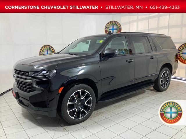 2022 Chevrolet Suburban 4WD RST