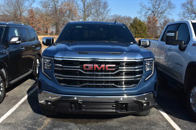 2024 GMC Sierra 1500 4WD Crew Cab Short Box SLT