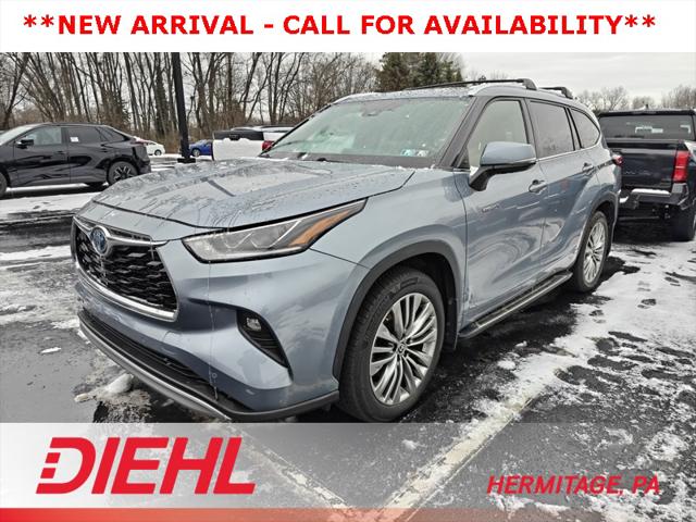 2021 Toyota Highlander Hybrid Platinum