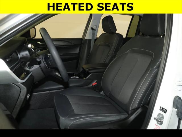 2023 Jeep Grand Cherokee Laredo 4x4