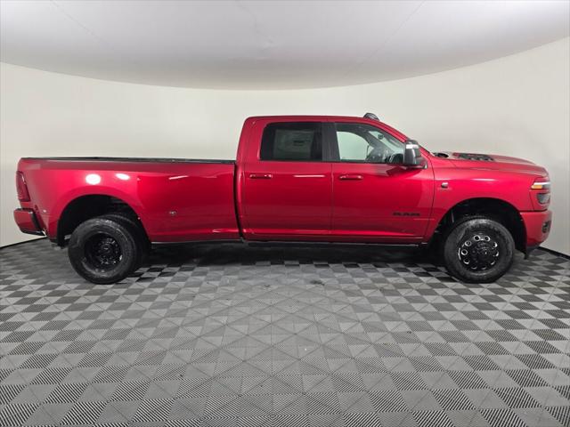 2026 RAM Ram 3500 RAM 3500 LARAMIE CREW CAB 4X4 8 BOX