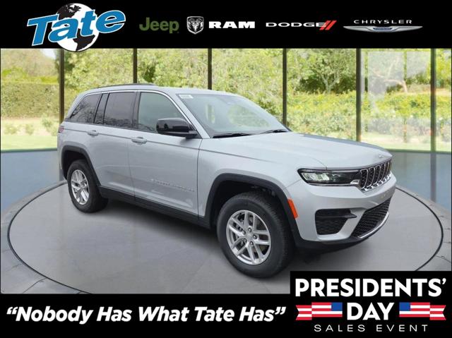 2025 Jeep Grand Cherokee GRAND CHEROKEE LAREDO X 4X4
