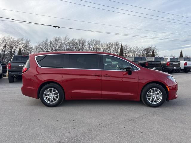 2026 Chrysler Voyager VOYAGER LX