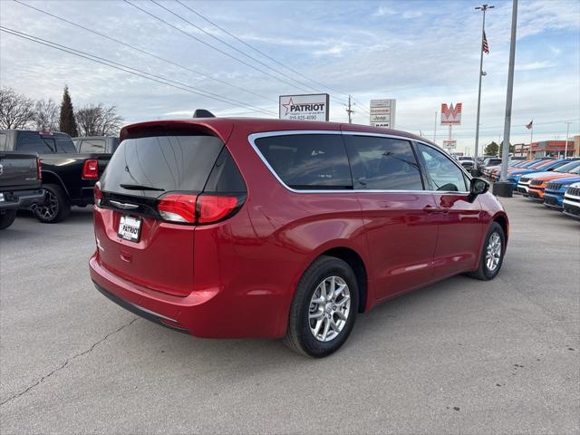 2026 Chrysler Voyager VOYAGER LX
