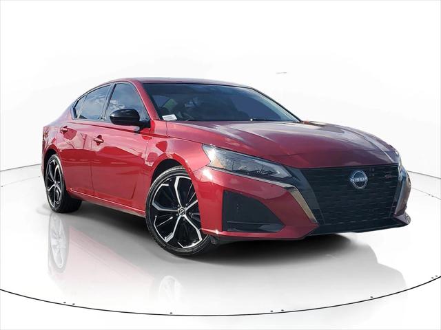 2025 Nissan Altima SR FWD 2025 Nissan Altima SR FWD