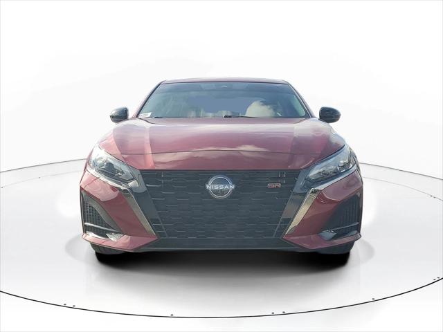 2025 Nissan Altima SR FWD 2025 Nissan Altima SR FWD