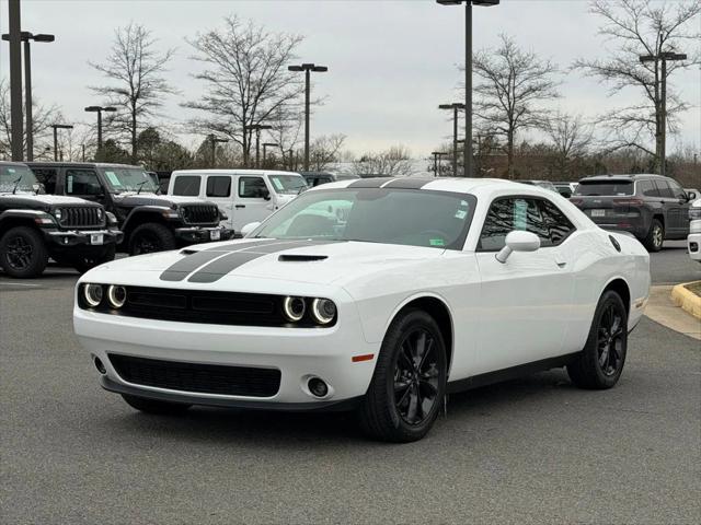 2022 Dodge Challenger SXT AWD