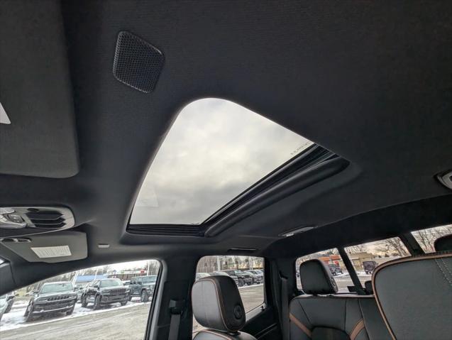 2023 GMC Canyon 4WD Crew Cab Short Box AT4 2023 GMC Canyon 4WD Crew Cab Short Box AT4