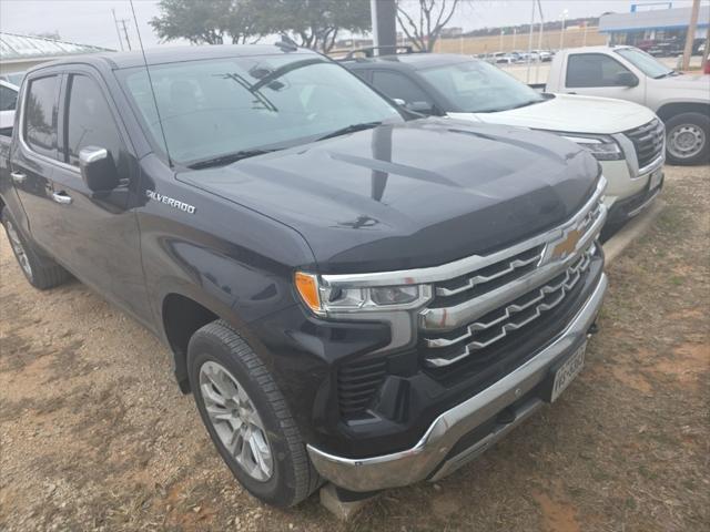 2022 Chevrolet Silverado 1500 2WD Crew Cab Short Bed LTZ
