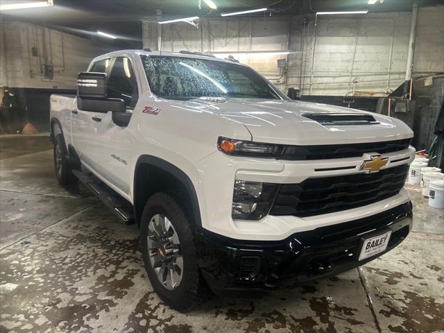 2025 Chevrolet Silverado 2500HD 4WD Crew Cab Standard Bed Custom 2025 Chevrolet Silverado 2500HD 4WD Crew Cab Standard Bed Custom
