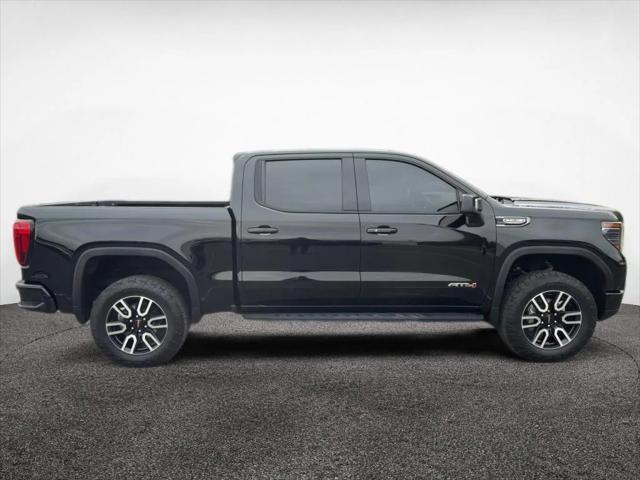 2023 GMC Sierra 1500 4WD Crew Cab Short Box AT4