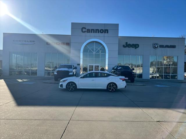 2024 Nissan Altima SR FWD