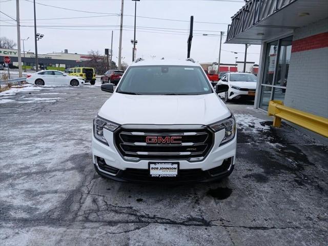 2023 GMC Terrain AWD AT4
