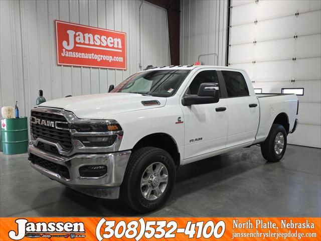 2025 RAM 2500 Big Horn Crew Cab 4x4 64 Box