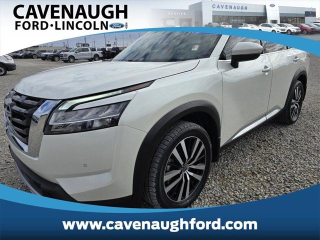 2023 Nissan Pathfinder Platinum FWD