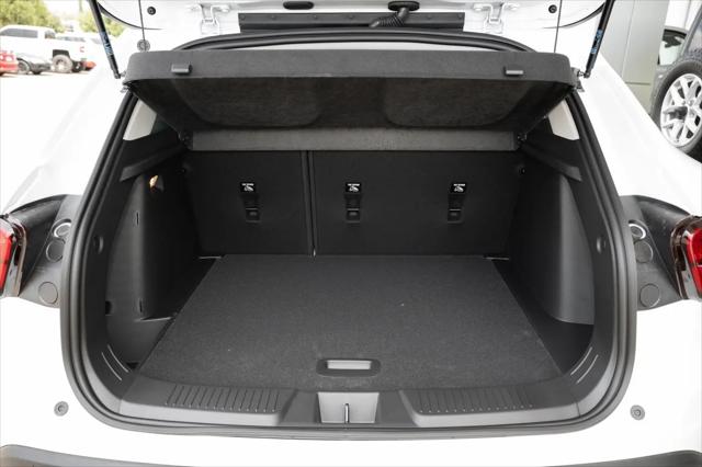 2026 Chevrolet Trax FWD LT
