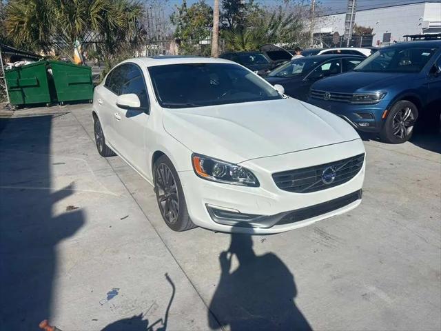 2015 Volvo S60 T6 Platinum