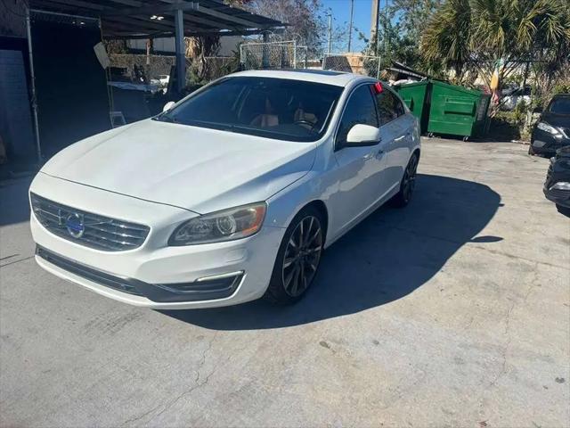 2015 Volvo S60 T6 Platinum