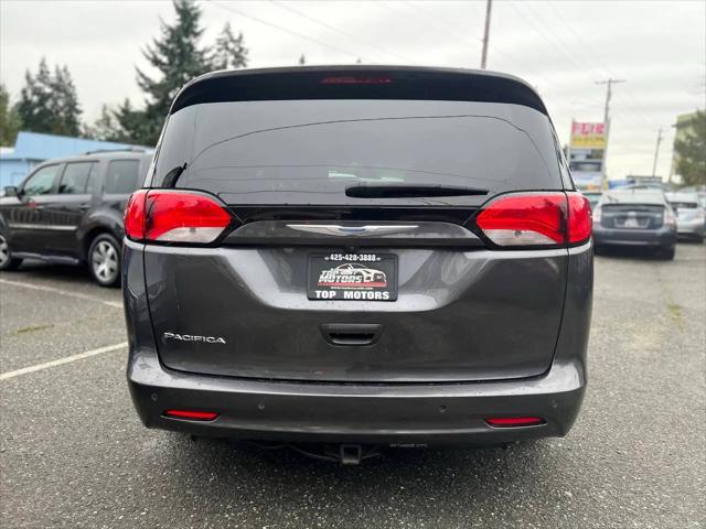 2017 Chrysler Pacifica Touring