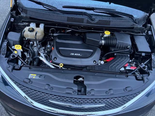 2017 Chrysler Pacifica Touring