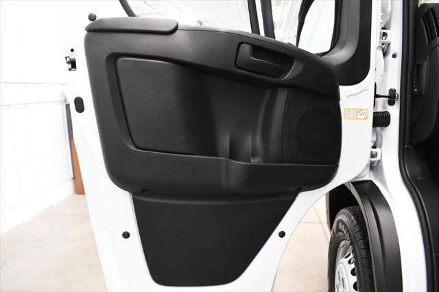 2026 Ram ProMaster Cargo Van Tradesman Low Roof 136" WB w/Pass Seat