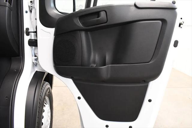 2026 Ram ProMaster Cargo Van Tradesman Low Roof 136" WB w/Pass Seat
