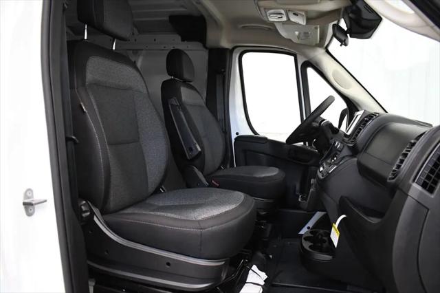 2026 Ram ProMaster Cargo Van Tradesman Low Roof 136" WB w/Pass Seat