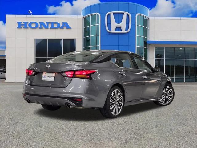 2023 Nissan Altima SL FWD