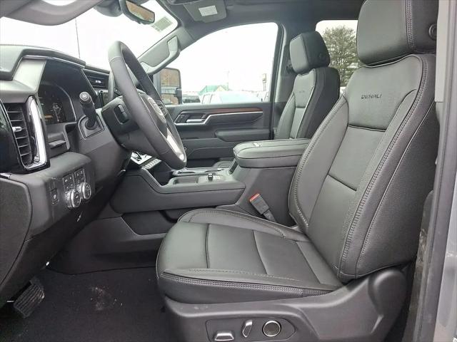2026 GMC Sierra 2500HD Crew Cab, Standard Bed, Denali, 4WD