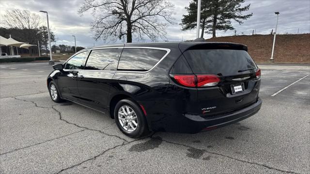2026 Chrysler Voyager LX