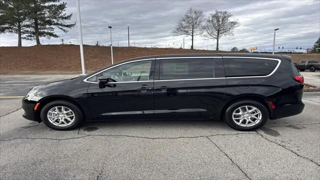 2026 Chrysler Voyager LX