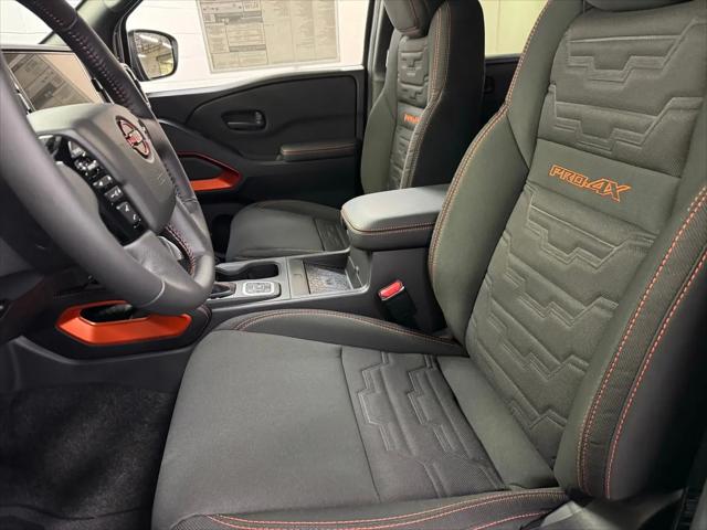 2026 Nissan Frontier Crew Cab PRO-4X 4x4