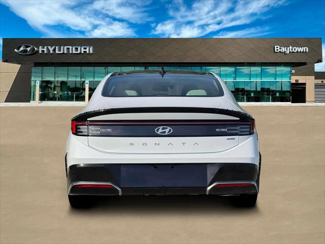 2026 Hyundai Sonata Hybrid SEL
