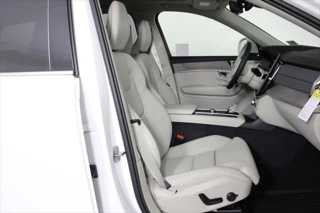 2026 Volvo XC90 Plug-In Hybrid Ultra, T8 AWD, Electric/Gasoline, Bright, 7 Seats