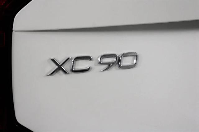 2026 Volvo XC90 Plug-In Hybrid Ultra, T8 AWD, Electric/Gasoline, Bright, 7 Seats