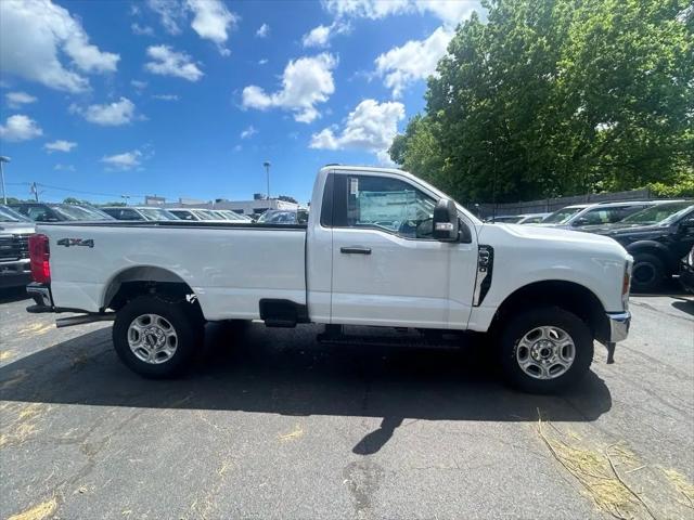 2025 Ford F-350 XLT