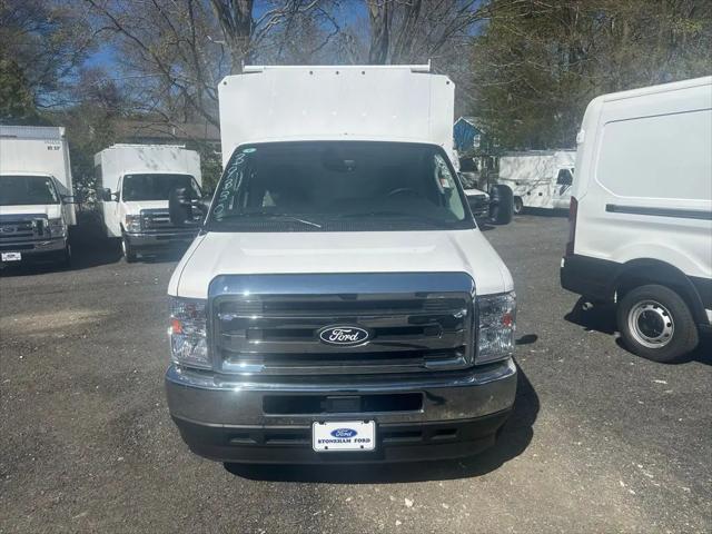 2026 Ford E-350 Cutaway E-Series Cutaway