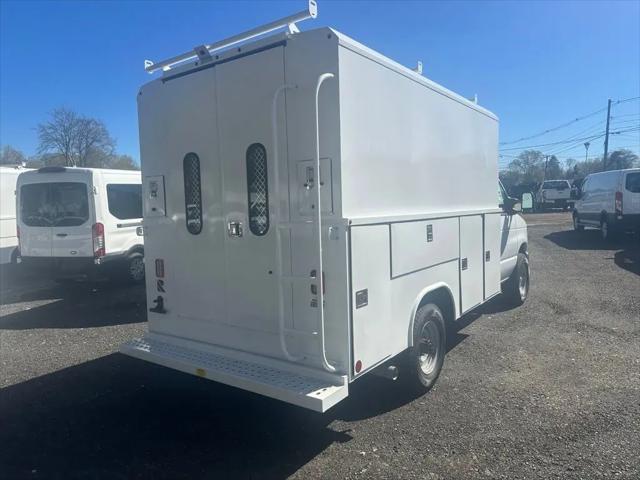 2026 Ford E-350 Cutaway E-Series Cutaway