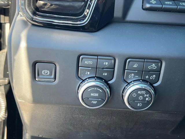 2026 GMC Sierra 2500HD Crew Cab, Standard Bed, AT4X, 4WD