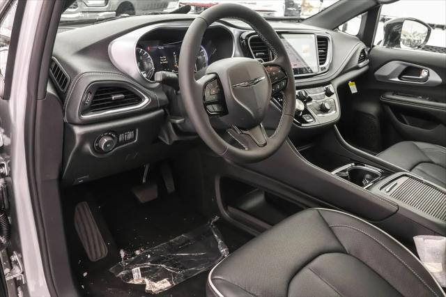 2026 Chrysler Pacifica Limited AWD