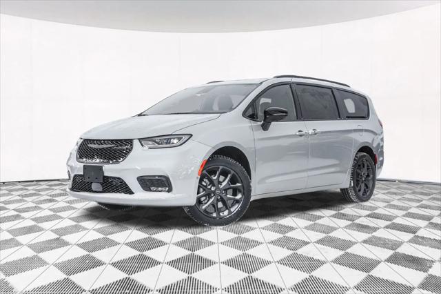 2026 Chrysler Pacifica Limited AWD