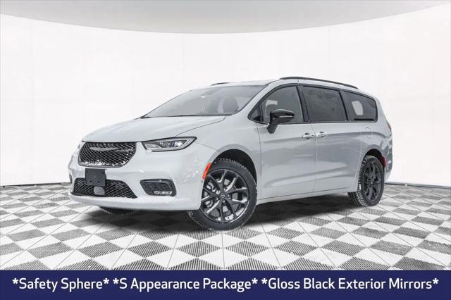 2026 Chrysler Pacifica Limited AWD