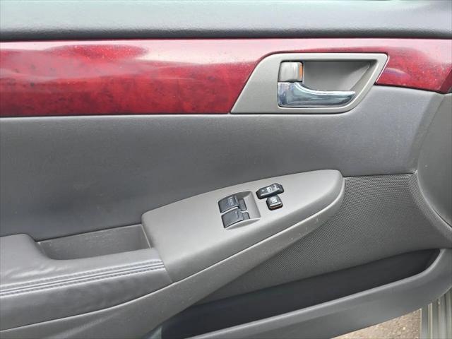 2004 Toyota Camry SLE