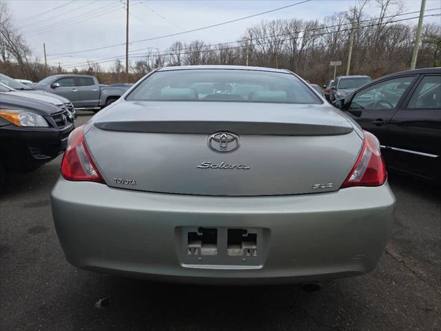 2004 Toyota Camry SLE