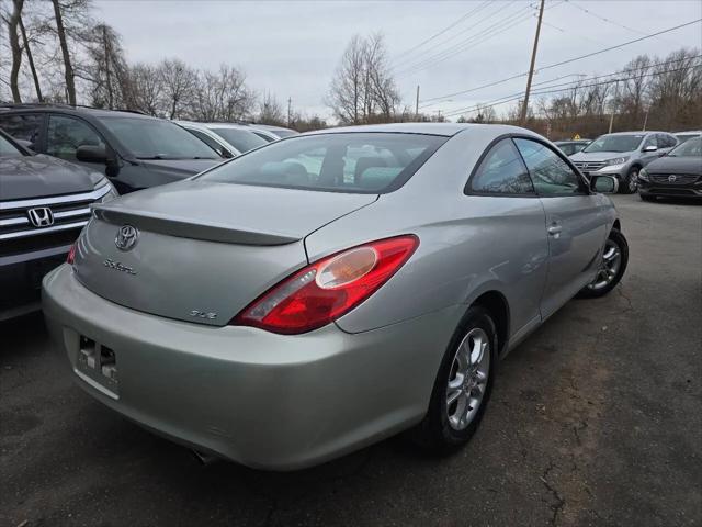 2004 Toyota Camry SLE