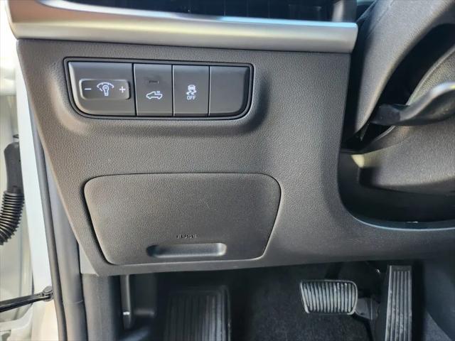 2026 Hyundai Santa Cruz SEL Activity