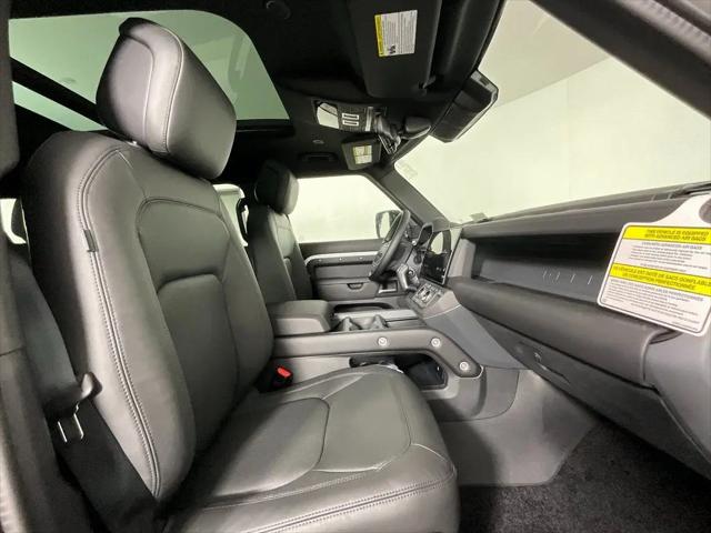 2026 Land Rover Defender P400 X-Dynamic SE